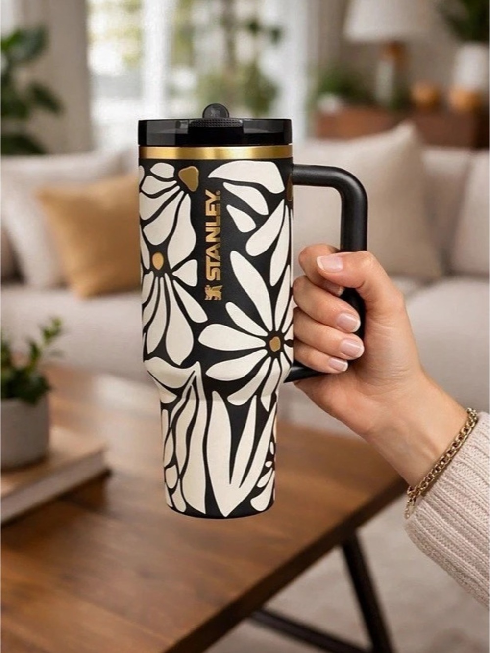 Stanley Floral Travel Tumbler in Black & Cream 40oz65